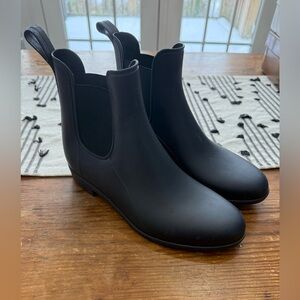 Navy Waterproof Chelsea Boots
